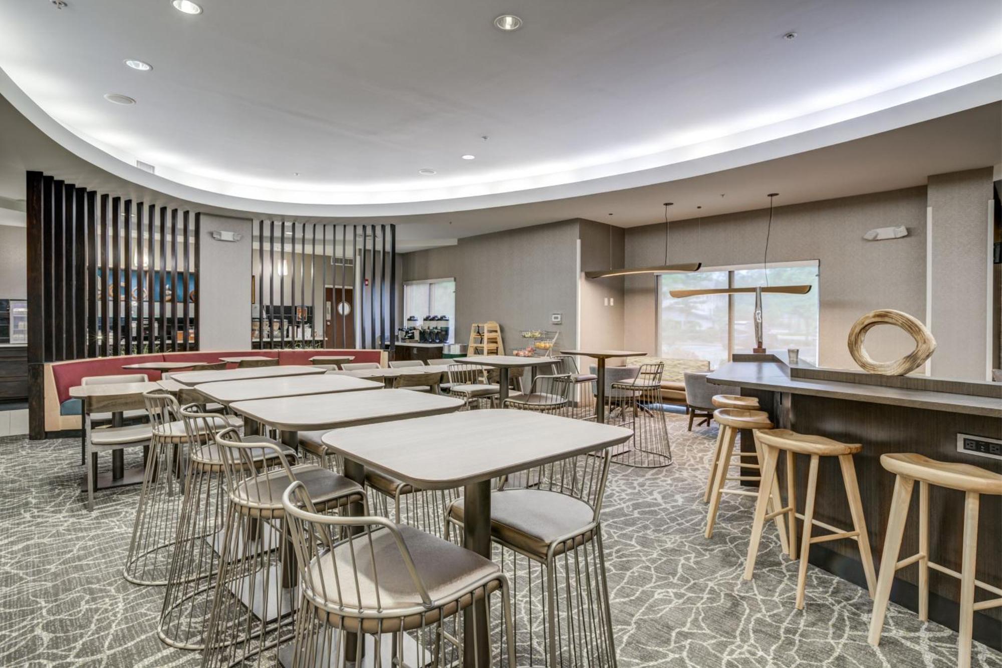 Springhill Suites Gainesville Bagian luar foto