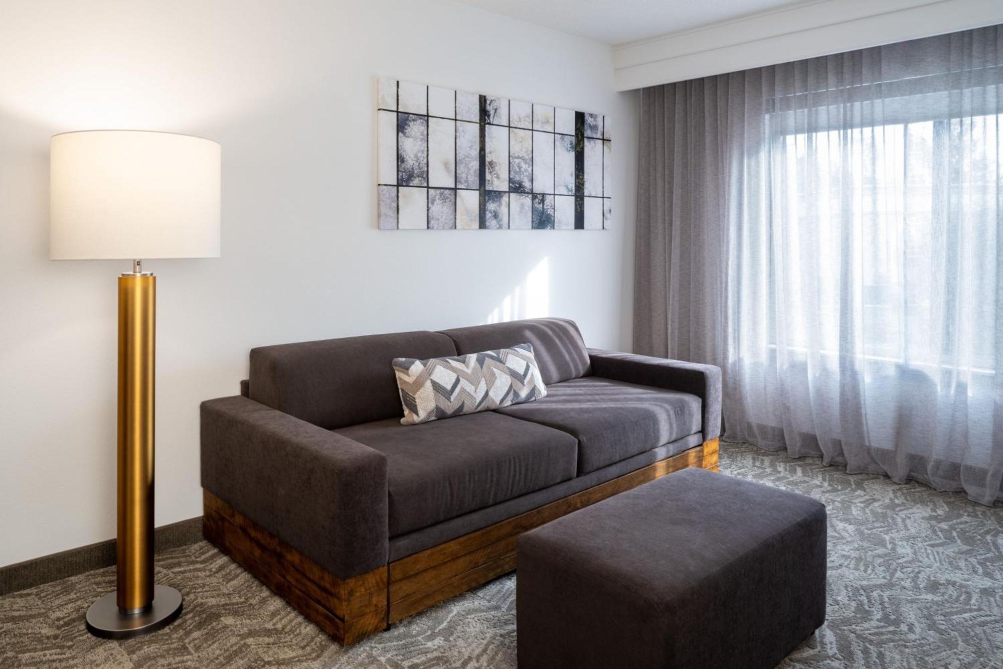Springhill Suites Gainesville Bagian luar foto