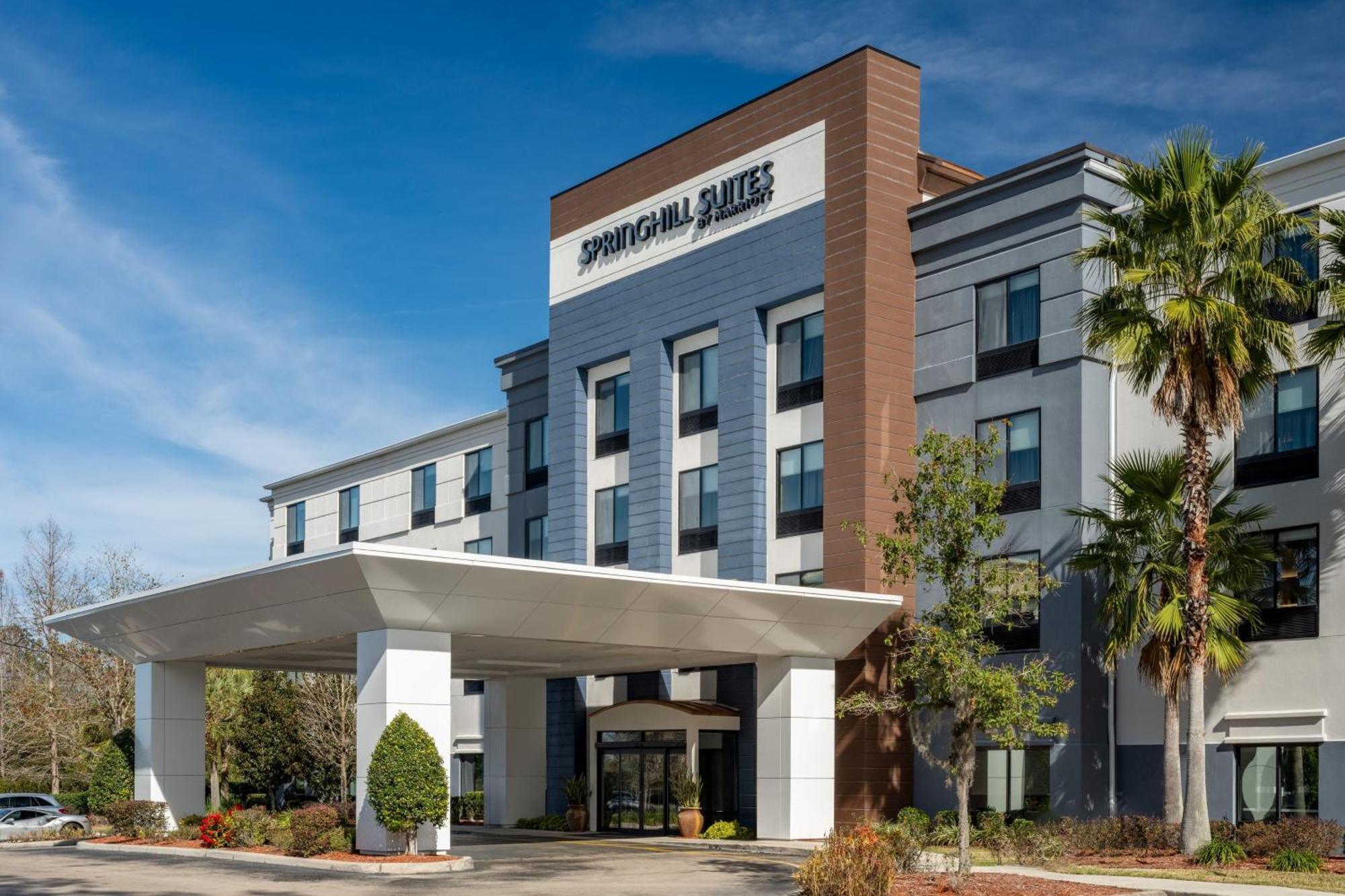 Springhill Suites Gainesville Bagian luar foto