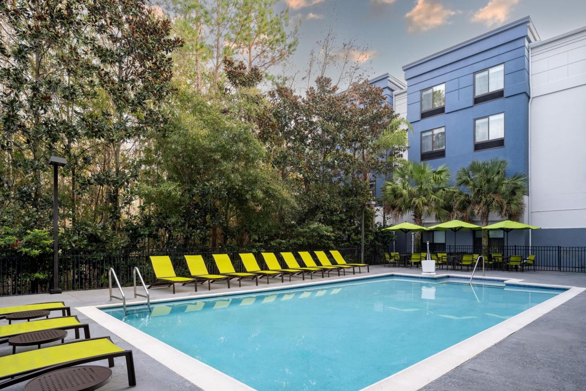 Springhill Suites Gainesville Bagian luar foto