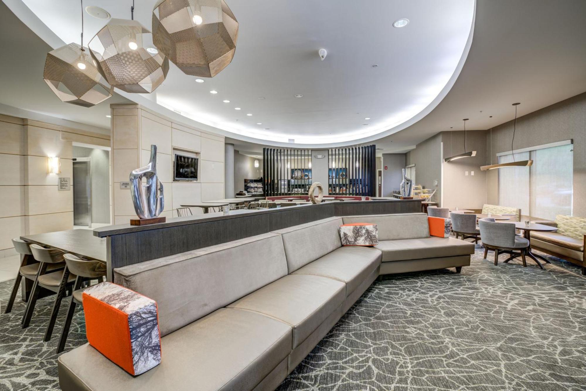 Springhill Suites Gainesville Bagian luar foto