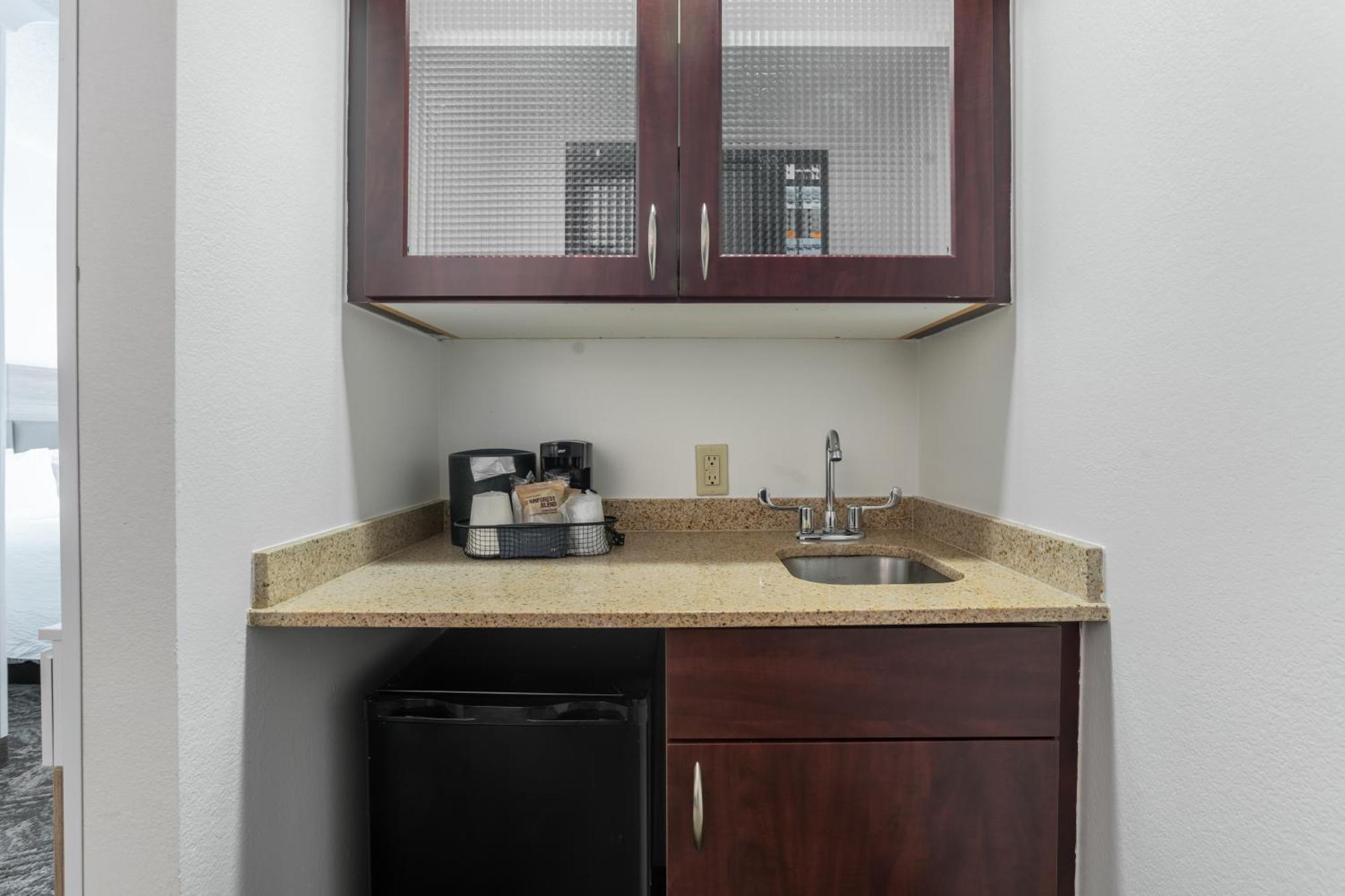 Springhill Suites Gainesville Bagian luar foto