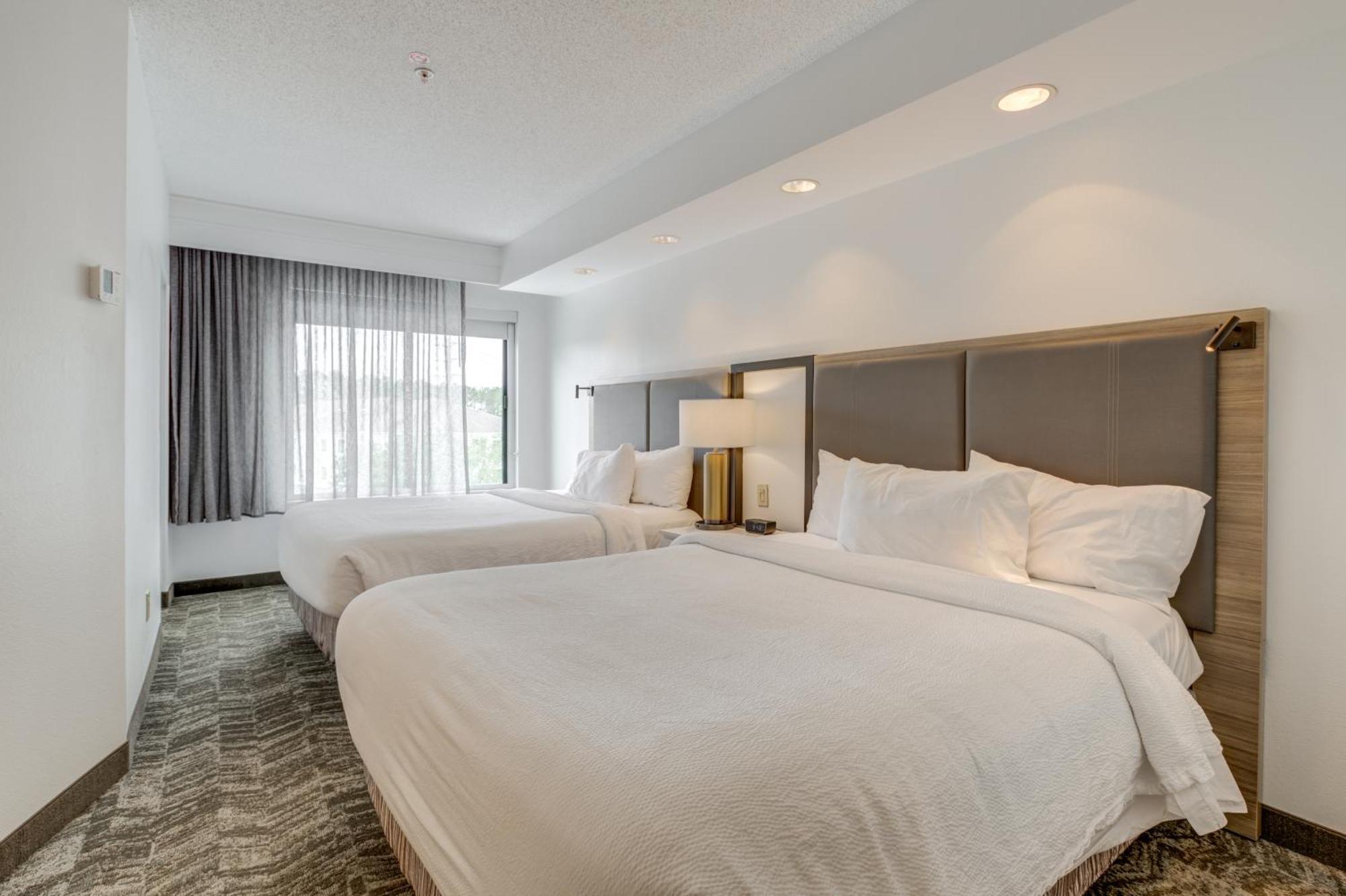 Springhill Suites Gainesville Bagian luar foto