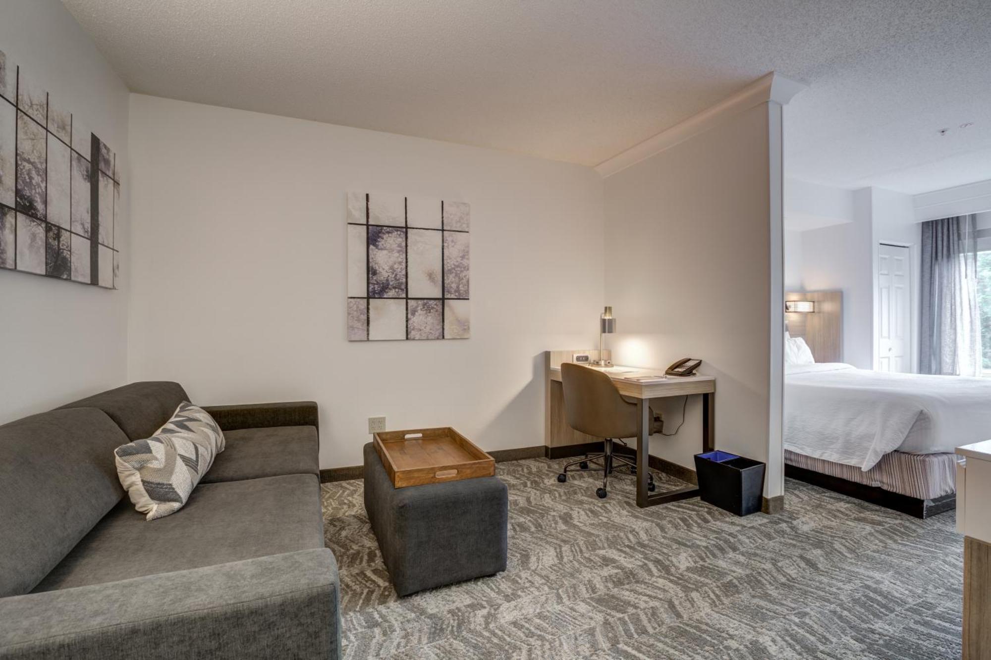 Springhill Suites Gainesville Bagian luar foto