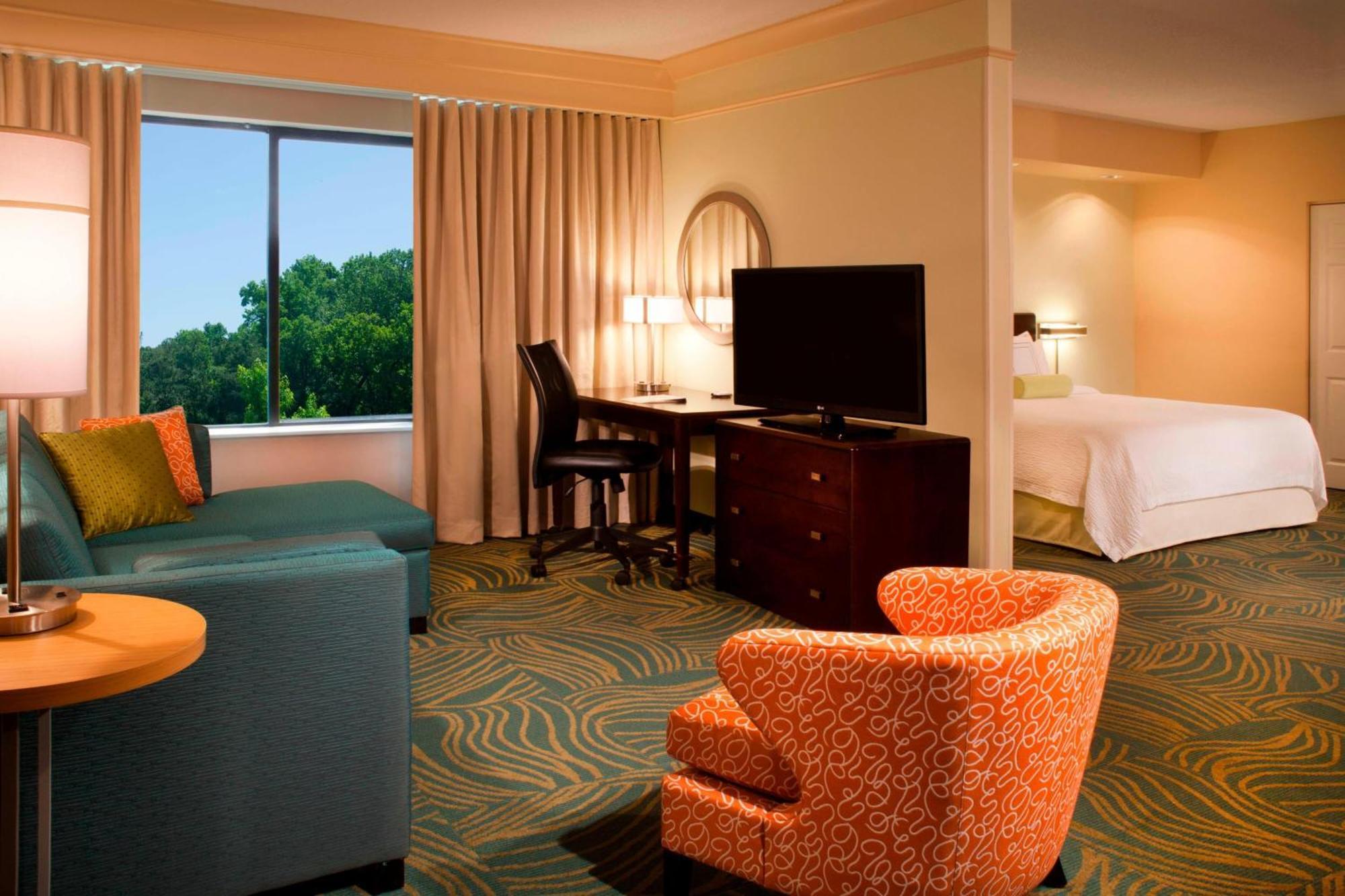Springhill Suites Gainesville Bagian luar foto